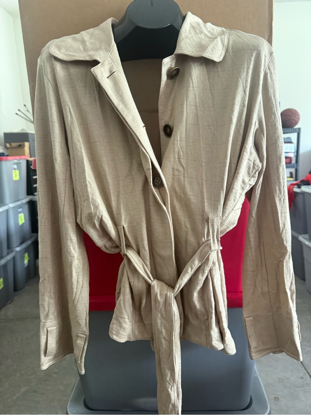 Lightweight Beige Tie-Waist Jacket p38